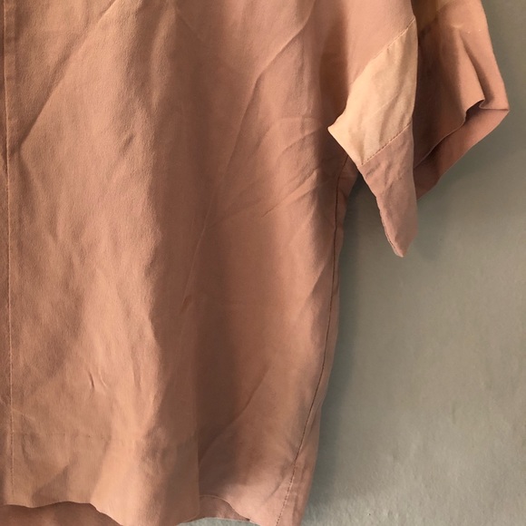 Collection of Style (COS) 100% silk tawny short sleeve blouse size small - Picture 4 of 8